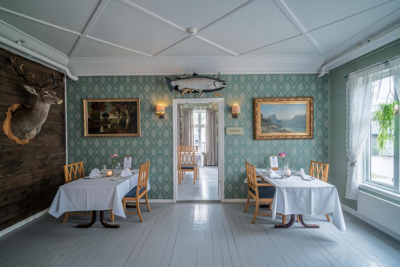 Gloppen Hotell - By Classic Norway Hotels Сандане Екстериор снимка
