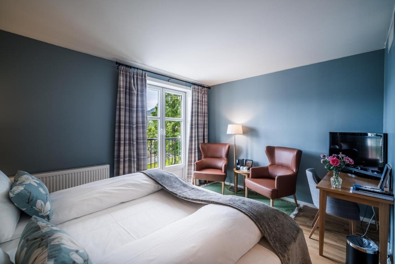 Gloppen Hotell - By Classic Norway Hotels Сандане Екстериор снимка