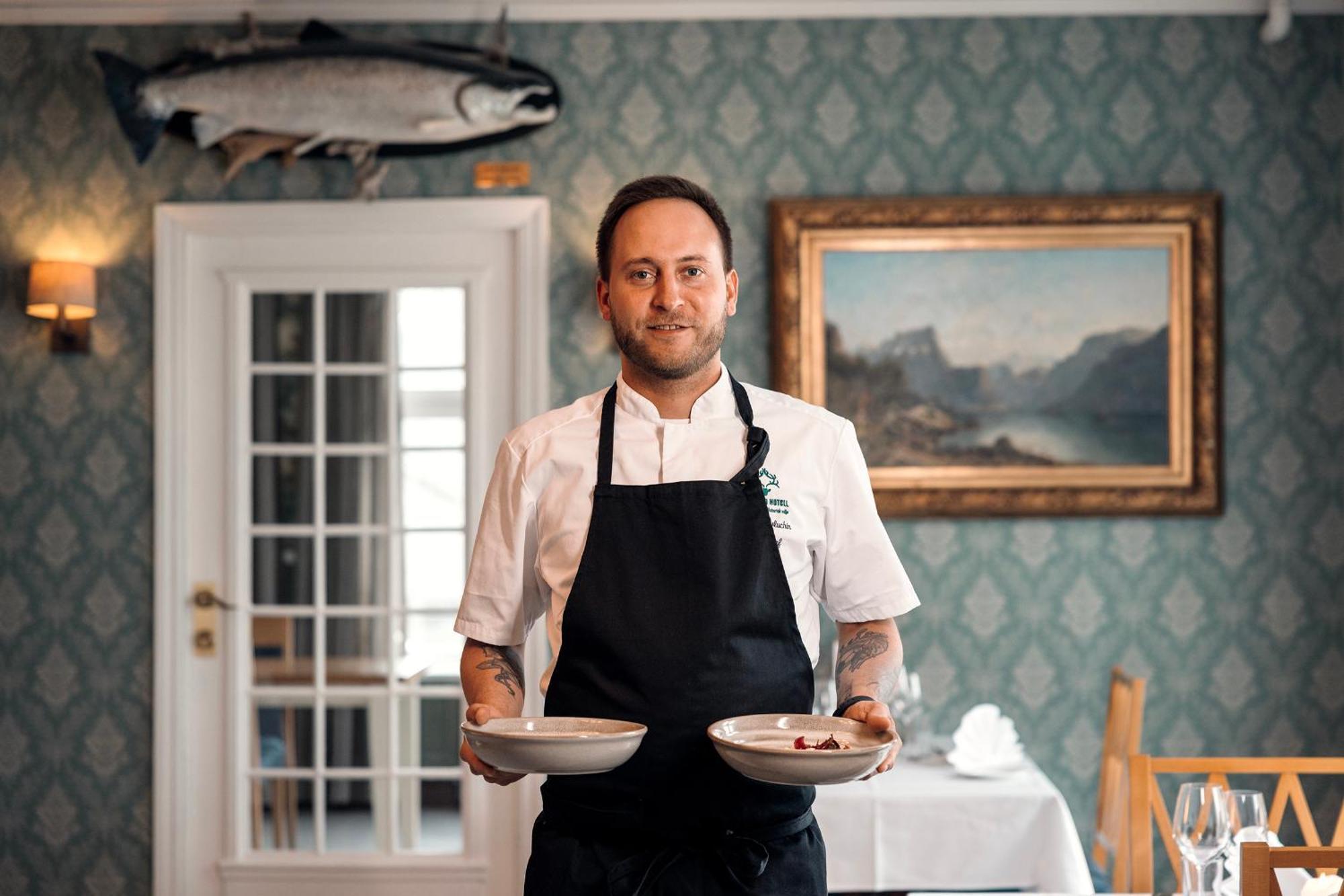 Gloppen Hotell - By Classic Norway Hotels Сандане Екстериор снимка
